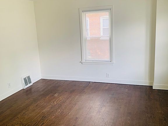 4th image of 217 E 142nd Pl