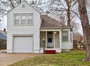 402 E 10th Ave, Hutchinson, KS 67501