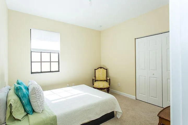10426 Wellington Parc Dr — Photo 10