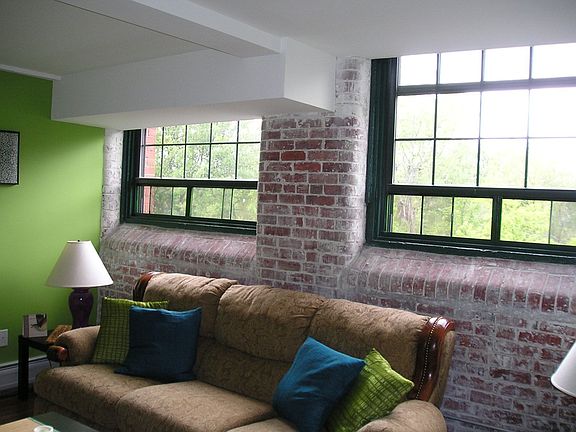2nd image of 30 Lincoln St APT 216