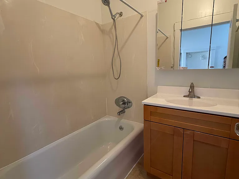 2835 Anza St #1 — Photo 5