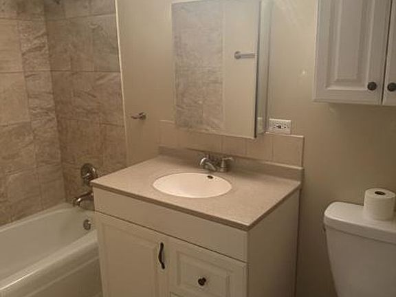 4th image of 115 Marengo Ave APT 407