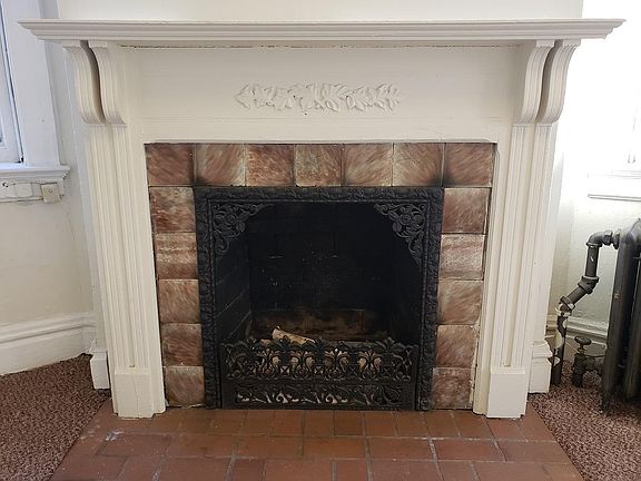 2nd image of 118 N 7th Ave E APT 2