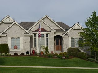 39W769 Walt Whitman Rd, St Charles, IL 60175