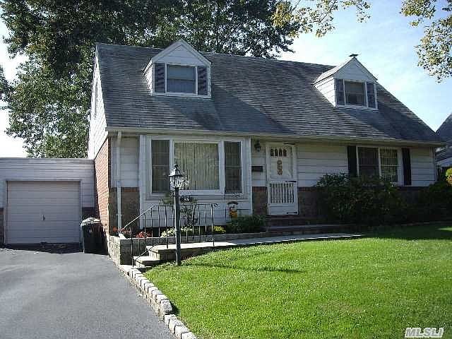 1st image of 63 Morris Dr