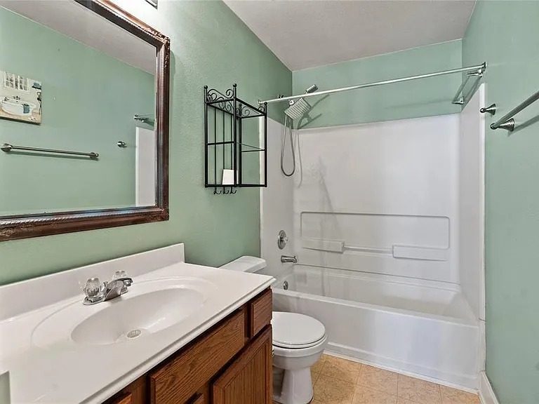 20729 Patriot Park Ln — Photo 18