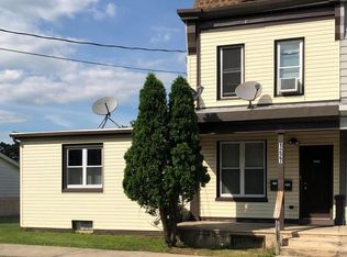 1227 Carbon St, Reading, PA 19601