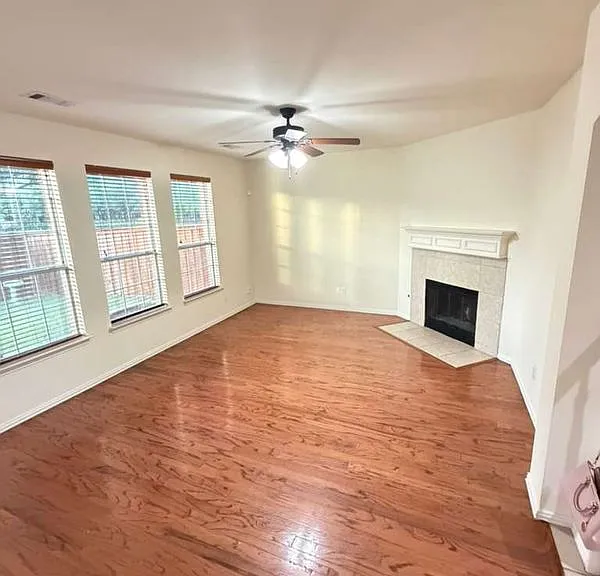 5000 Crossvine Ln — Photo 3