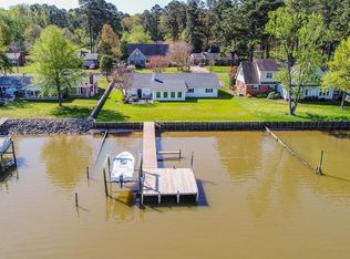 251 E Gwynnfield Rd, Tappahannock, VA 22560