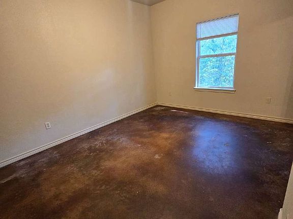 4th image of 3705 Mandy Dr #1