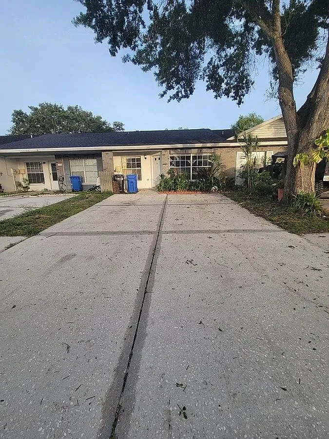 2 bed, 2.0 bath, 1111 sqft, $1,800 — Photo 1