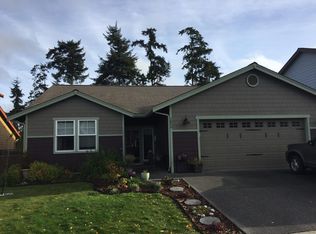 2869 SW Berwick Dr, Oak Harbor, WA 98277