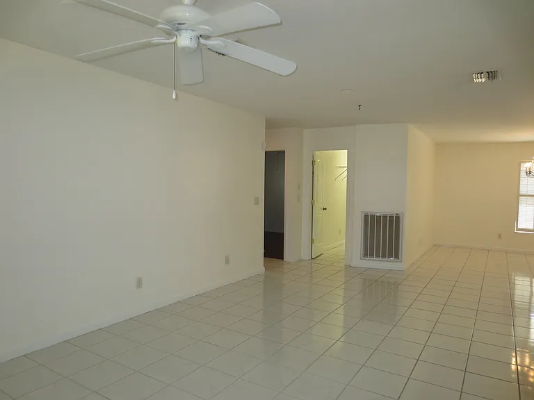 3132 Brunswick Cir — Photo 23