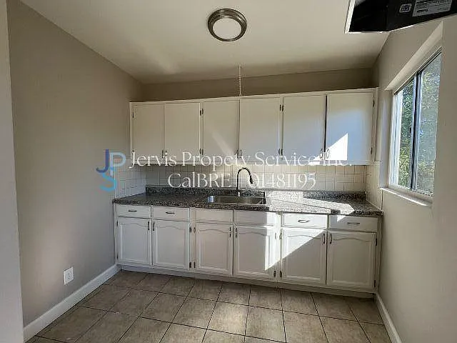 7534 Purdy Ave #E — Photo 2