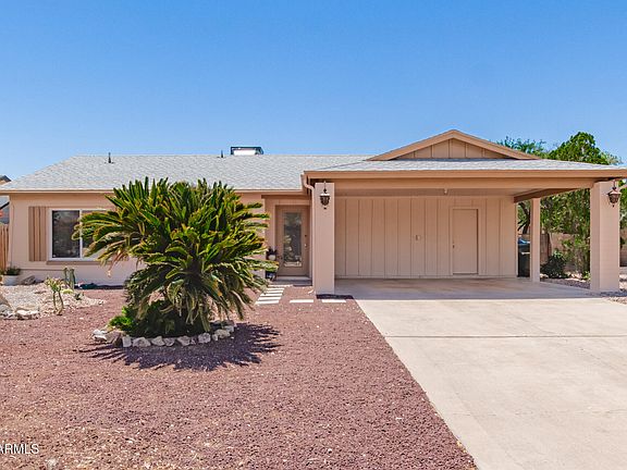 2nd image of 2423 E DAHLIA Drive