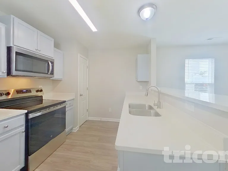 532 Gentle Breeze Ln — Photo 5