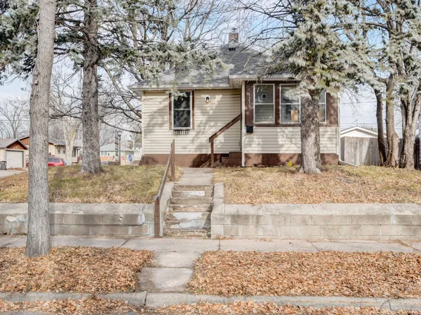1239 Cook Ave E, Saint Paul, MN 55106