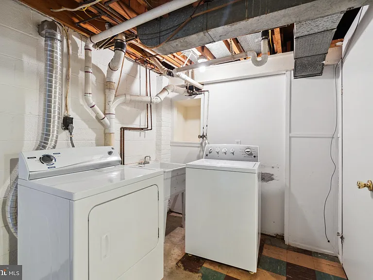 9923 Mayfield Dr — Photo 19