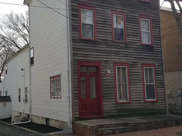 122 Garden St #C, Mount Holly, NJ 08060