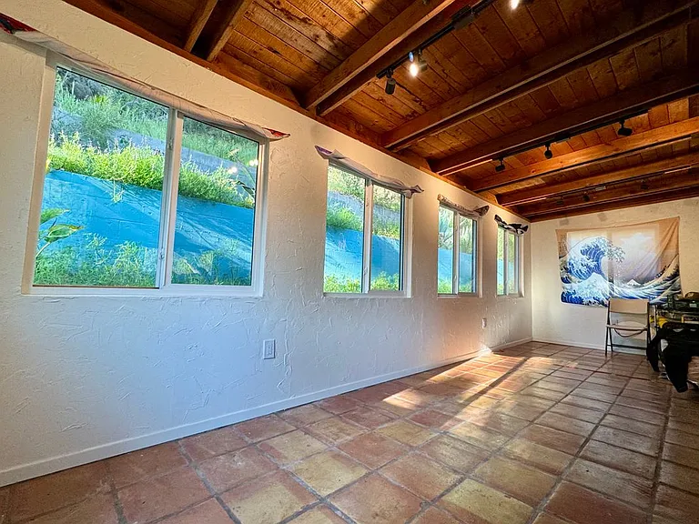 1619 Oak Dr #B1 — Photo 4