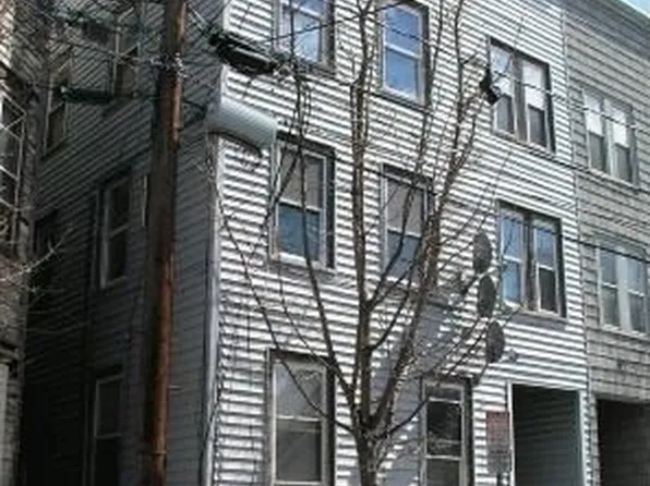 17 George St, Somerville, MA 02145