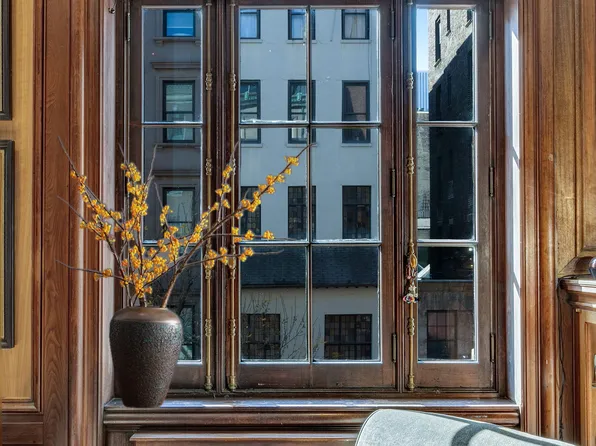 35 East 68th Street 2A image 3 of 17