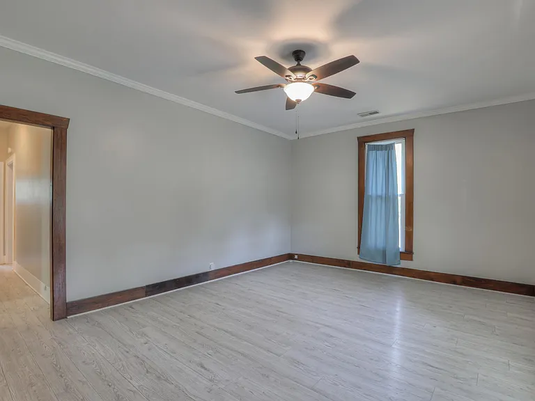 308 Elm Ave — Photo 7
