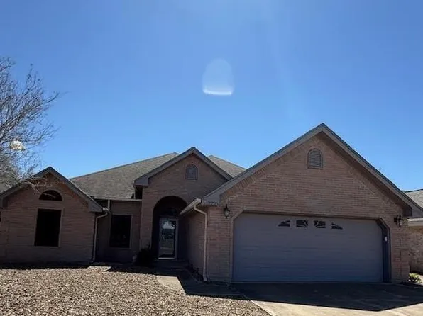 3226 Clubhouse Dr, Edinburg, TX 78542