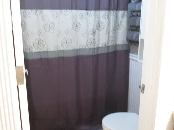 805 SE 71st Ave, Hillsboro, OR 97123