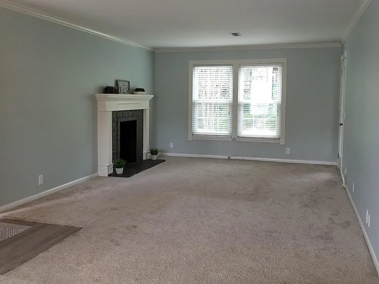 2116 Hobbs Rd #M1 — Photo 4