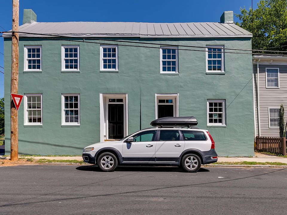 1st image of 623 N 30th St