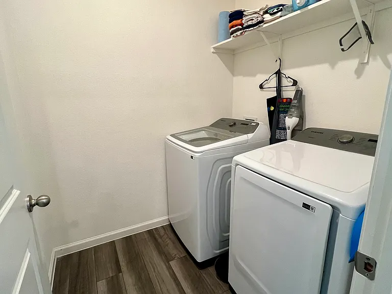 1725 Escondido Dr — Photo 7