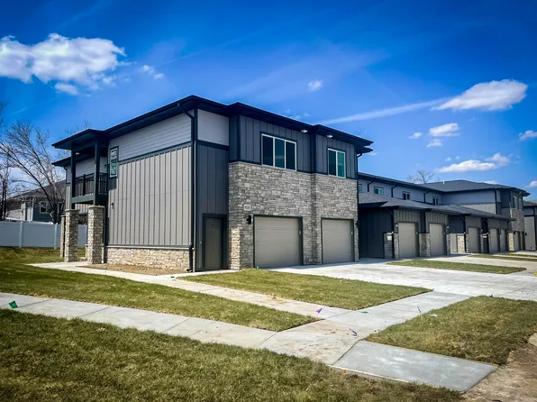 9560 Blacksmith Ct #4, Lincoln, NE 68507