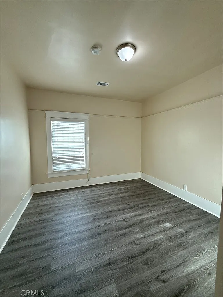 4 bed, 1176 sqft, $4,600 — Photo 4