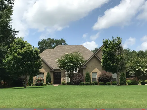 2412 Wyncove Way, Prattville, AL 36067