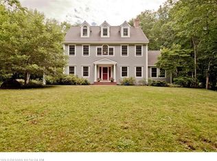 64 Lakeside Dr, Falmouth, ME 04105