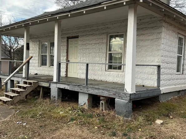 517 Booker St, Shelby, NC 28150