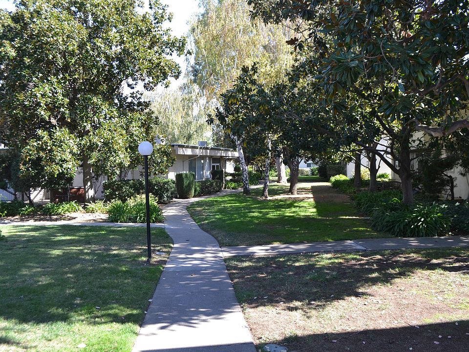 1st image of 14225 Lora Dr APT 54