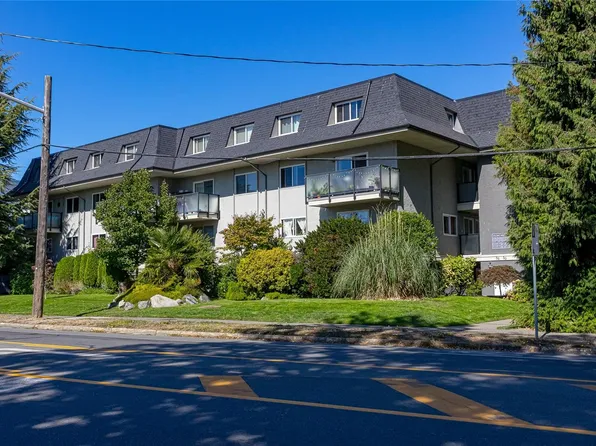 840 Craigflower Rd #43, Esquimalt, BC V9A 2X1