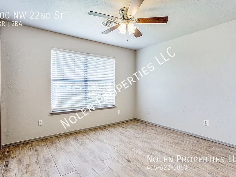 800 NW 22nd St — Photo 17