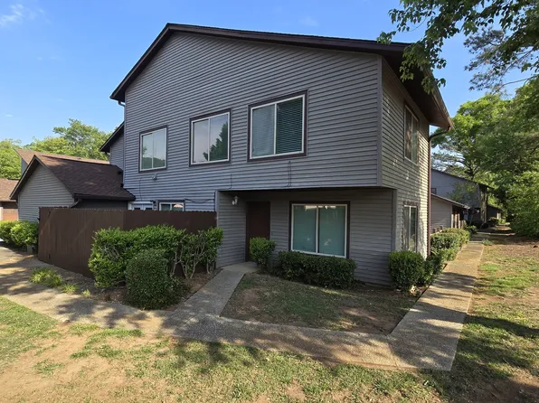 2713 Flintlock Pl, Austell, GA 30106