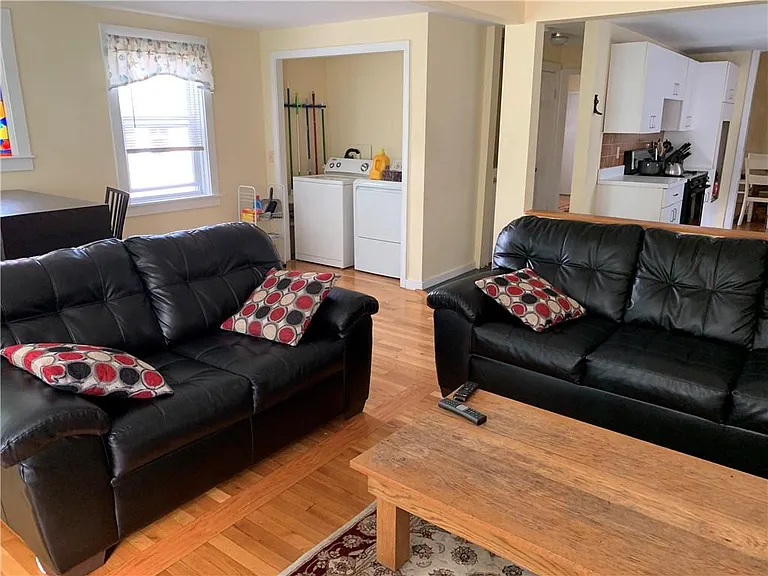 23 Carey St — Photo 10