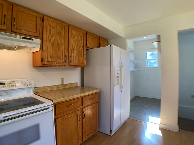 215CanningSt - Kitchen(3)_11242020
