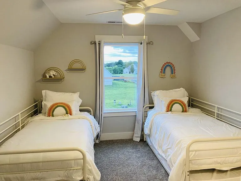 66 Suntan Ct — Photo 21