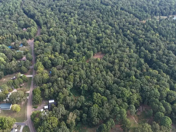 4755 Sardis Lake Dr, Batesville, MS 38606