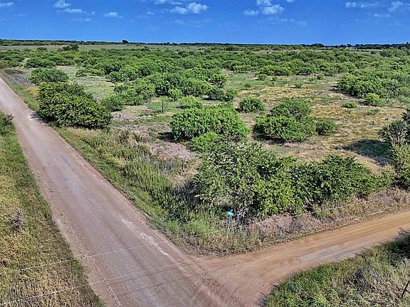 3rd image of 2840 Road