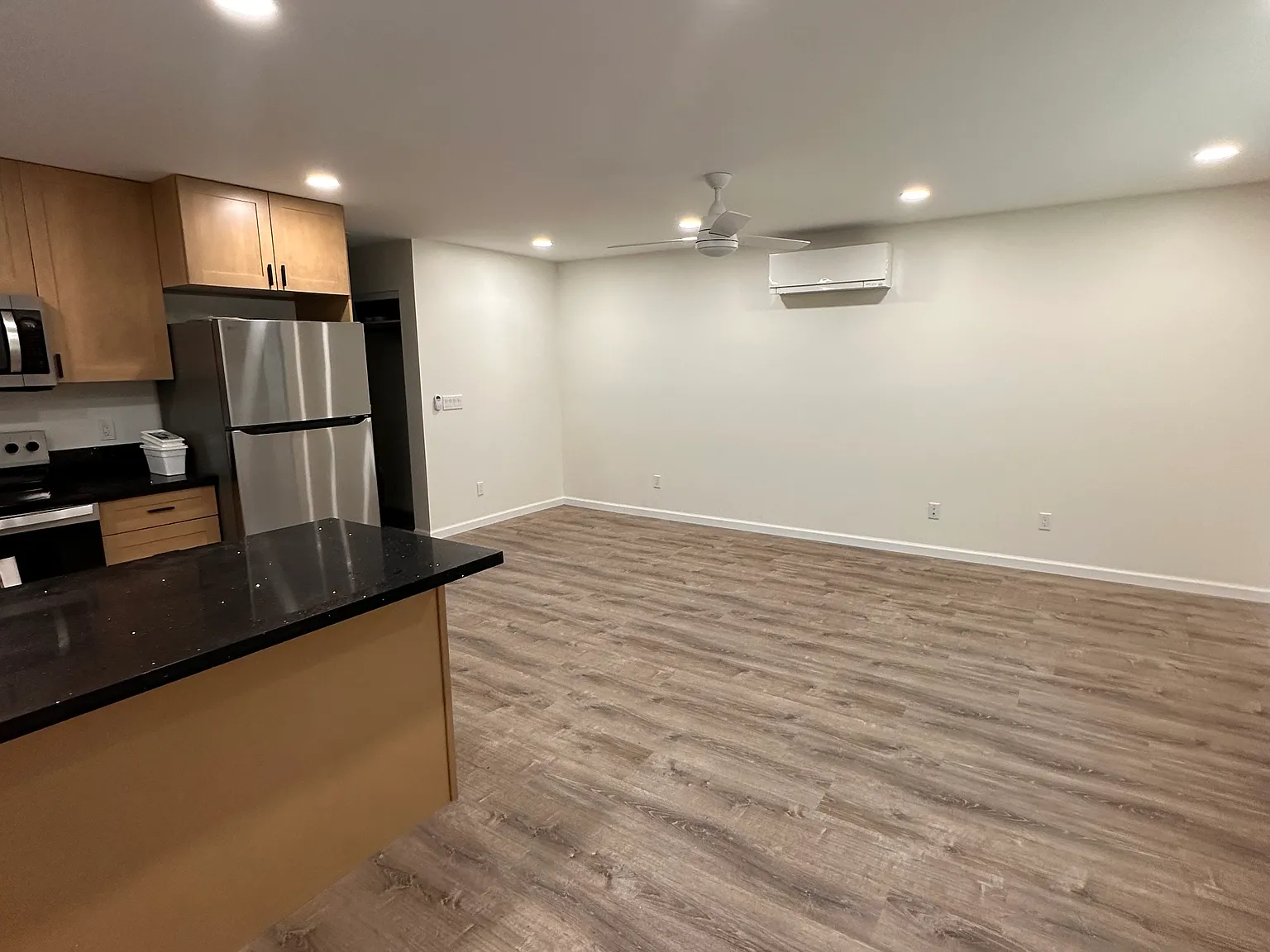 1 bed, 600 sqft, $2,500 — Photo 2