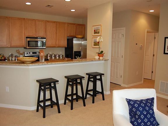 3rd image of 5988 W Popular Springs Cir