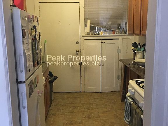 2nd image of 2822 N Cambridge Ave APT 30