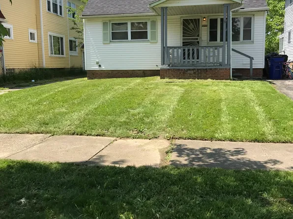 3720 E 153rd St, Cleveland, OH 44120